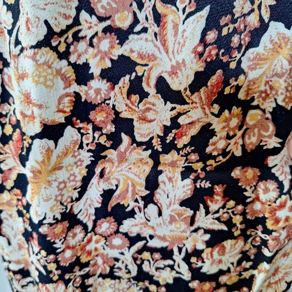 Anthropologie Diandra Pleated Joggers. Floral. Womens size 10P - Picture 5 of 8